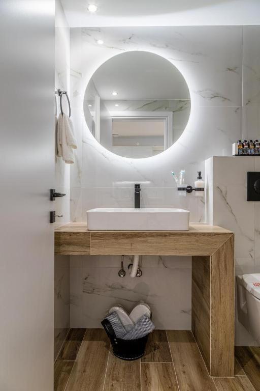 טולון Sandra'S Luxury Studio Apartment מראה חיצוני תמונה